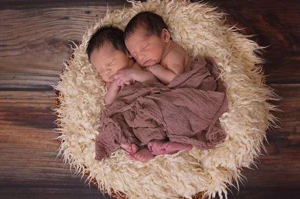 双胞胎也可以同母异父吗 为什么双胞胎不属于同一个父亲