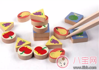亲子游戏趣味多 互动性筷子游戏